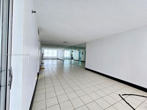 17890 W Dixie Hwy 302, Miami FL 33160