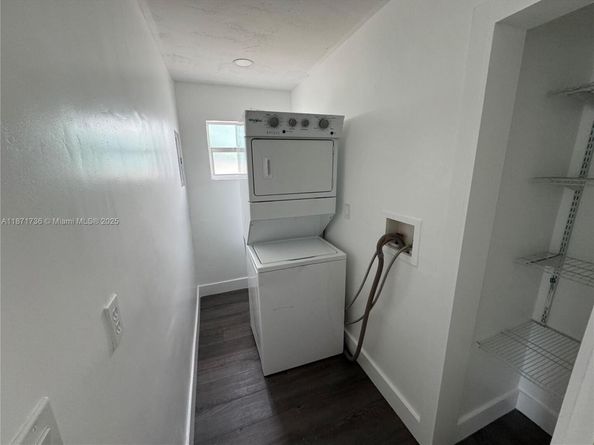 685 SE Park Dr, Hialeah FL 33010