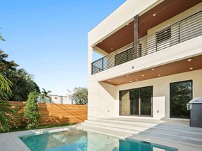 1319 NE 13th Ave, Fort Lauderdale FL 33304