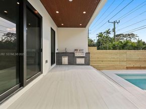 1319 NE 13th Ave, Fort Lauderdale FL 33304