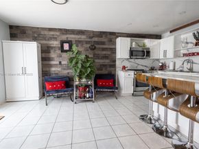631 SE 3rd Pl, Hialeah FL 33010