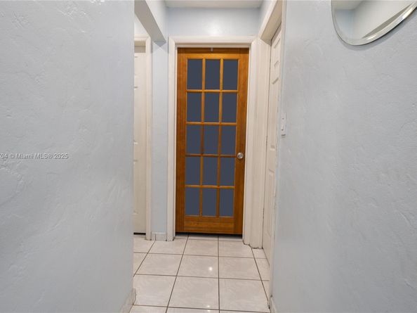 631 SE 3rd Pl, Hialeah FL 33010