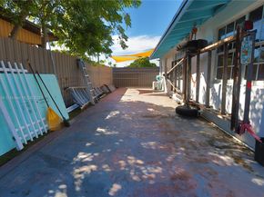 631 SE 3rd Pl, Hialeah FL 33010