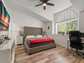 15293 SW 111th St, Miami FL 33196