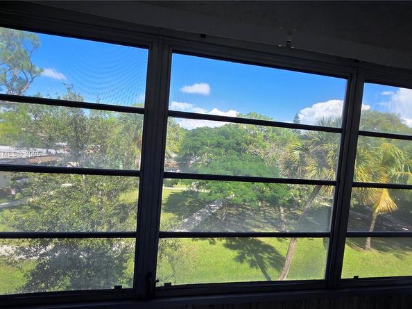 Undisclosed Address #A11901221, Deerfield Beach FL 33441