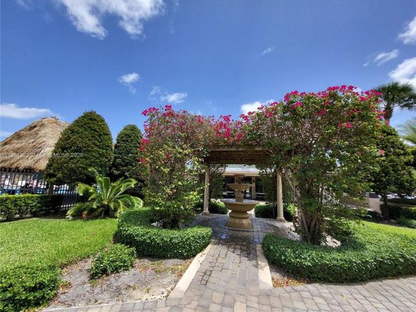 Undisclosed Address #A11901221, Deerfield Beach FL 33441