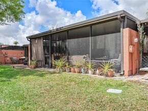 10304 Fairway Rd, Pembroke Pines FL 33026