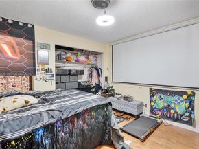 10304 Fairway Rd, Pembroke Pines FL 33026