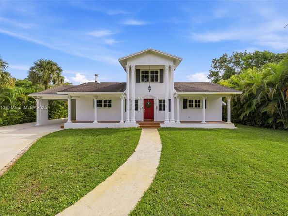 740 E Country Club Cir, Plantation FL 33317