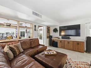 740 E Country Club Cir, Plantation FL 33317