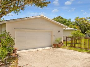 7010 SW 148th Ter, Palmetto Bay FL 33158