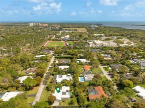 7010 SW 148th Ter, Palmetto Bay FL 33158