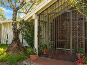 7010 SW 148th Ter, Palmetto Bay FL 33158