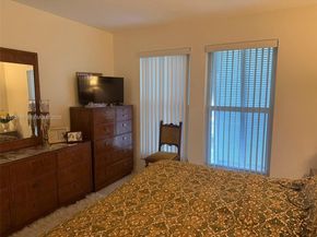 7010 SW 148th Ter, Palmetto Bay FL 33158