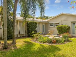 7010 SW 148th Ter, Palmetto Bay FL 33158