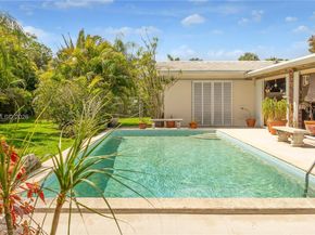 7010 SW 148th Ter, Palmetto Bay FL 33158