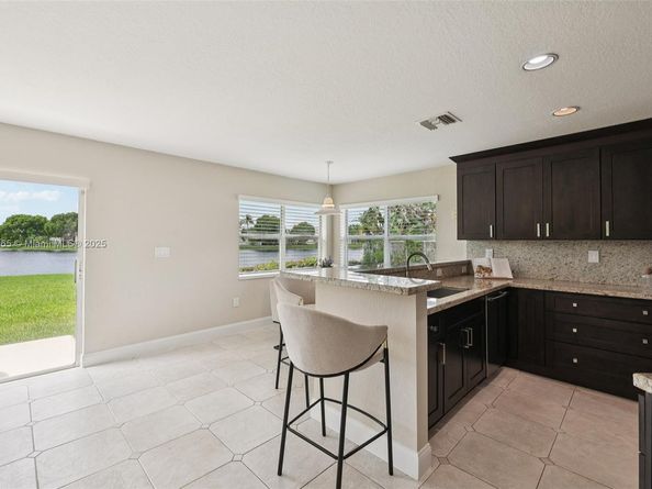 16710 NW 12th St, Pembroke Pines FL 33028