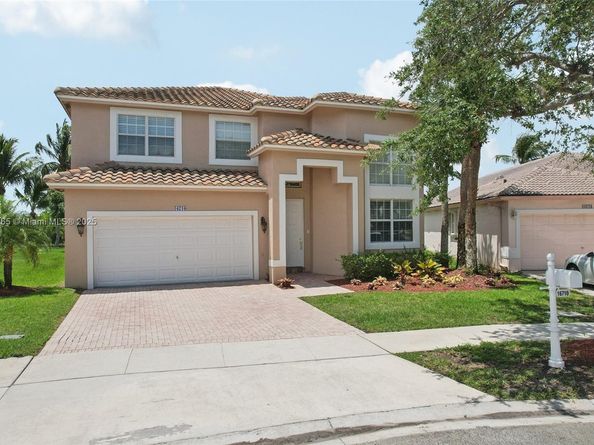 16710 NW 12th St, Pembroke Pines FL 33028