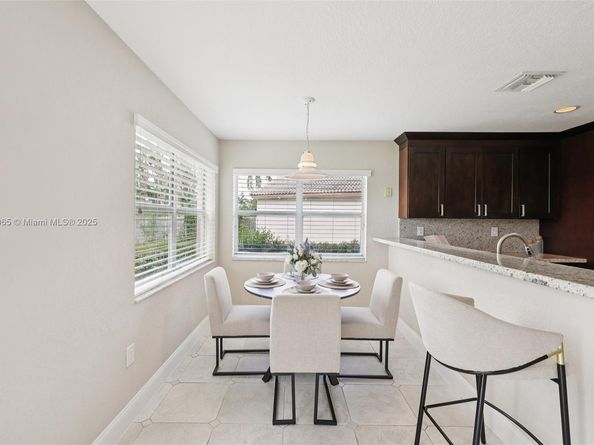 16710 NW 12th St, Pembroke Pines FL 33028