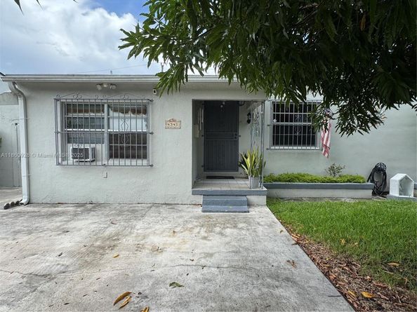 4341 SW 14th St, Miami FL 33134