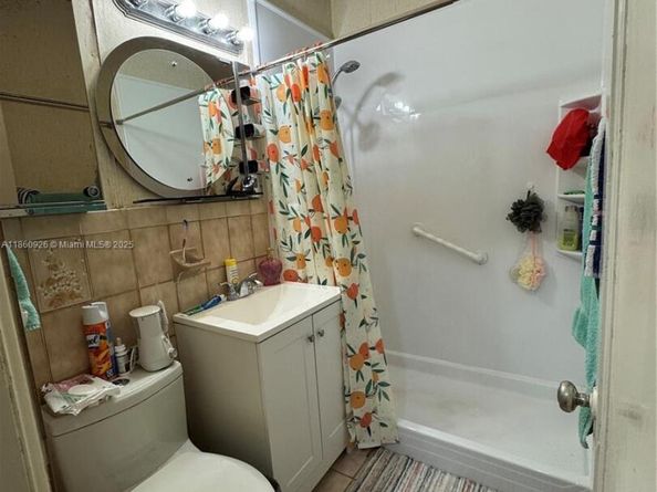 4341 SW 14th St, Miami FL 33134