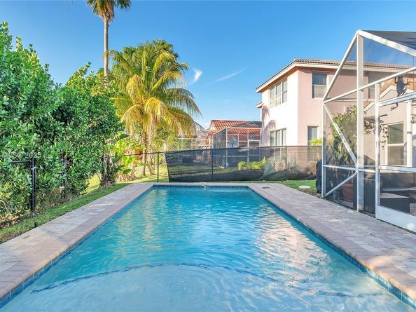 5382 NW 120th Ave, Coral Springs FL 33076
