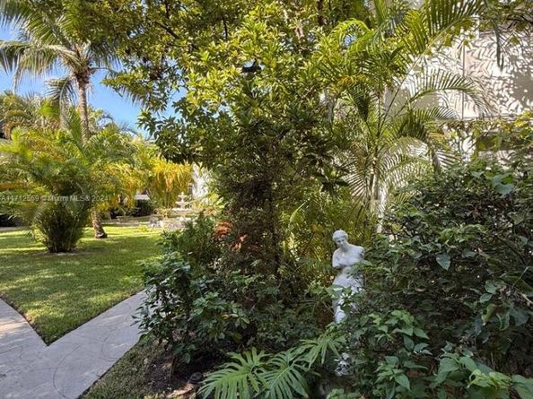 10074 E Bay Harbor Dr 74C, Bay Harbor Islands FL 33154