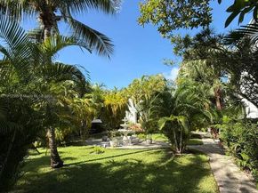 10074 E Bay Harbor Dr 74C, Bay Harbor Islands FL 33154