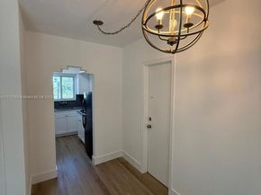 10074 E Bay Harbor Dr 74C, Bay Harbor Islands FL 33154