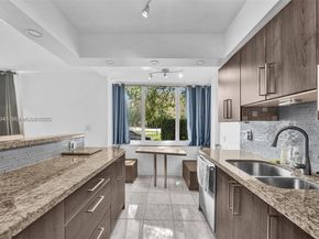 250 180th Dr 155, Sunny Isles Beach FL 33160