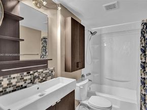 250 180th Dr 155, Sunny Isles Beach FL 33160