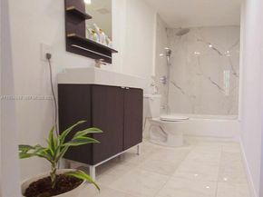 250 180th Dr 155, Sunny Isles Beach FL 33160