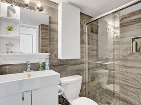 250 180th Dr 155, Sunny Isles Beach FL 33160