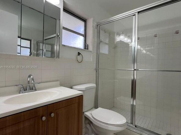 1824 Monroe St 1, Hollywood FL 33020