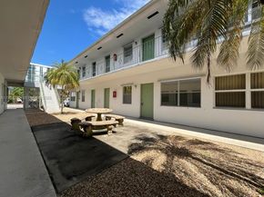 1824 Monroe St 1, Hollywood FL 33020