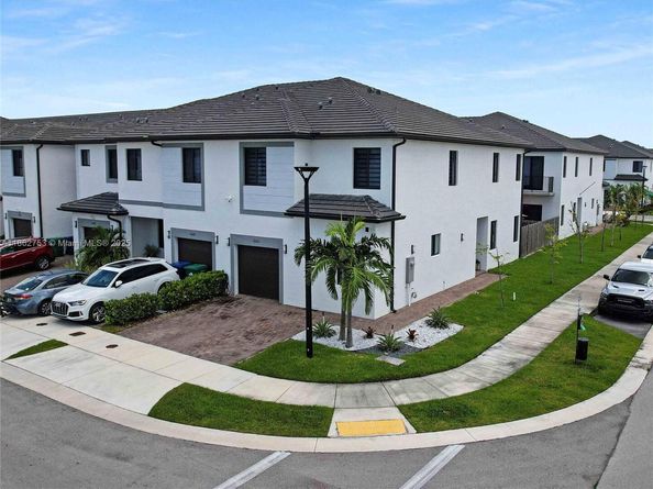 13663 SW 158th Ave, Miami FL 33196