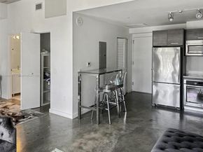 151 SE 1st St 3109, Miami FL 33131