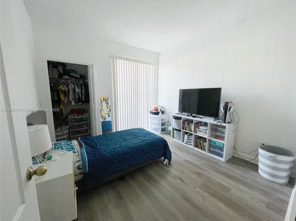 4331 SW 160th Ave 102, Miramar FL 33027