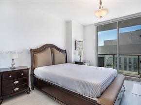 253 NE 2nd St 3104, Miami FL 33132