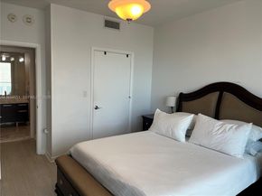 253 NE 2nd St 3104, Miami FL 33132