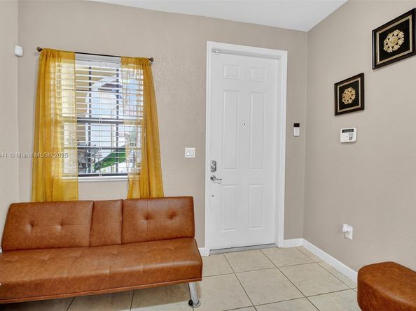 348 NE 37th Ter, Homestead FL 33033