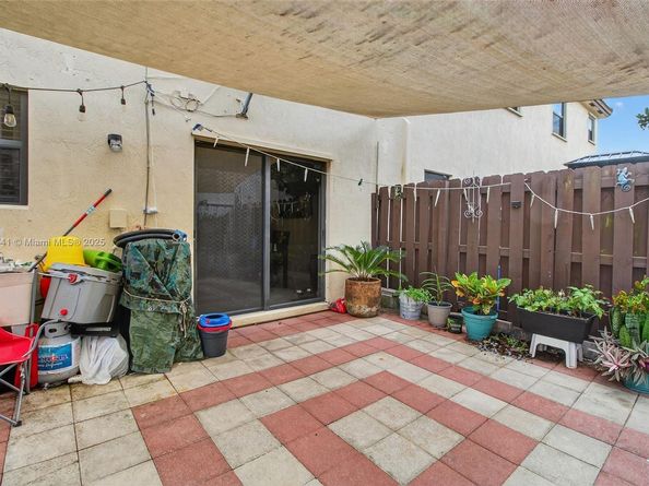 348 NE 37th Ter, Homestead FL 33033