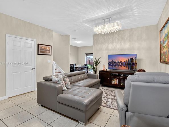 348 NE 37th Ter, Homestead FL 33033