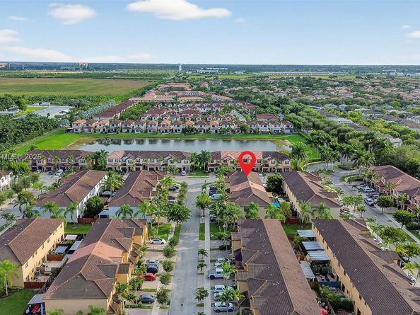 348 NE 37th Ter, Homestead FL 33033