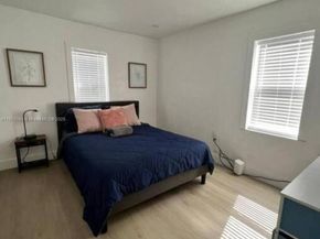 7814 NW 5th Ct, Miami FL 33150