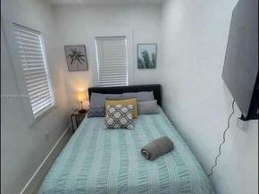 7814 NW 5th Ct, Miami FL 33150