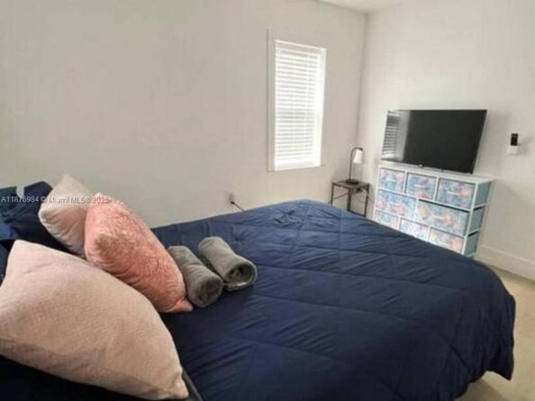 7814 NW 5th Ct, Miami FL 33150