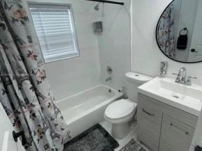 7814 NW 5th Ct, Miami FL 33150