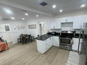 7814 NW 5th Ct, Miami FL 33150