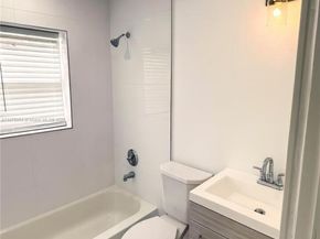 7814 NW 5th Ct, Miami FL 33150